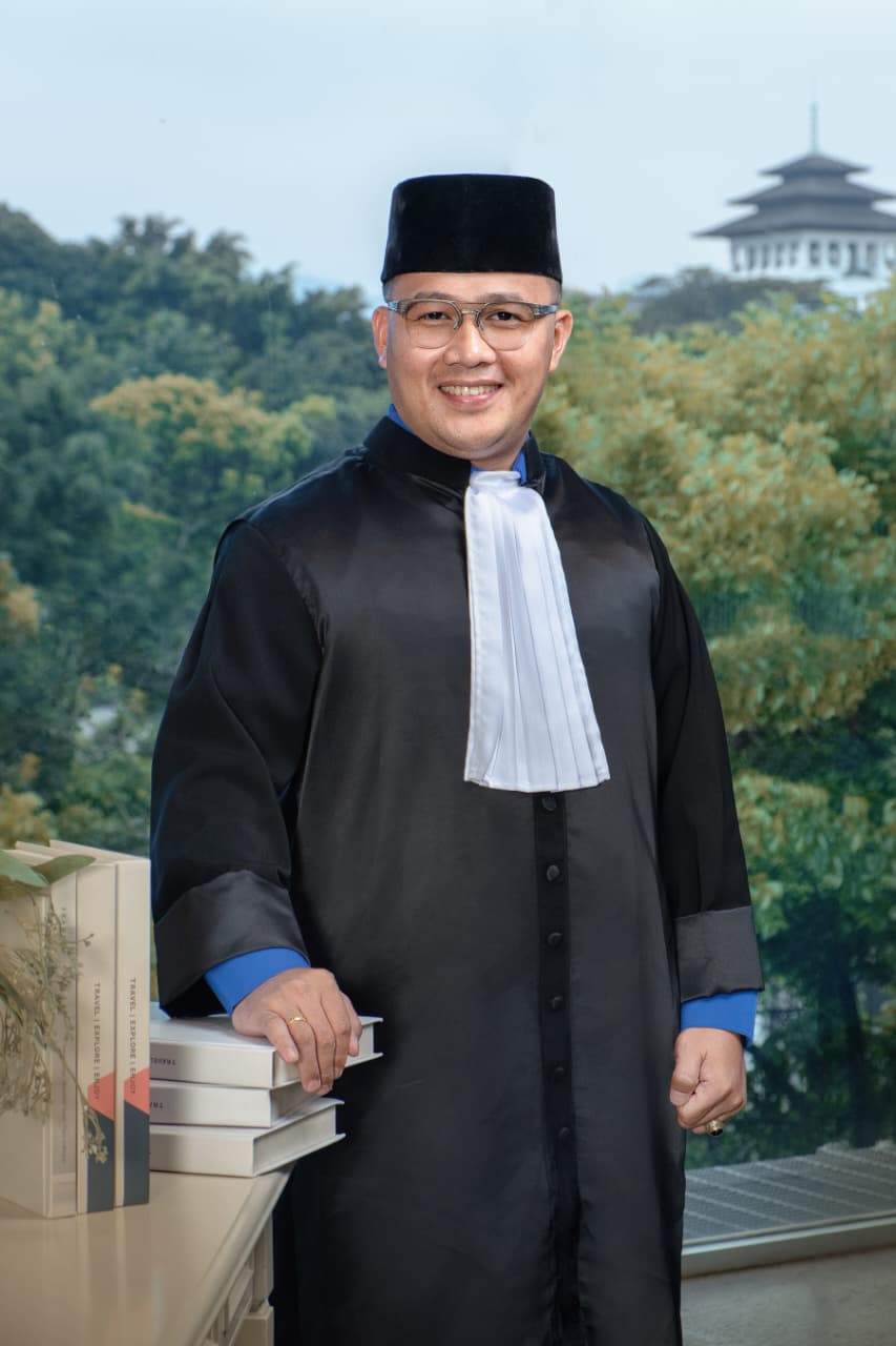 jhon waruwu, s.h., m.h